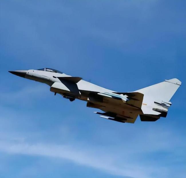 印尼购买歼-10 创造三个新纪录 打破西方军事垄断